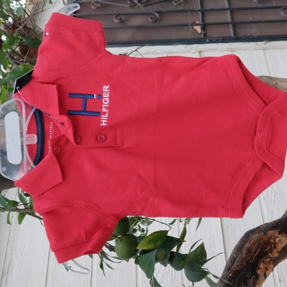Bundle tommy hilfiger Carter's first impression 13 piece size 3-6 Months - Picture 8 of 12
